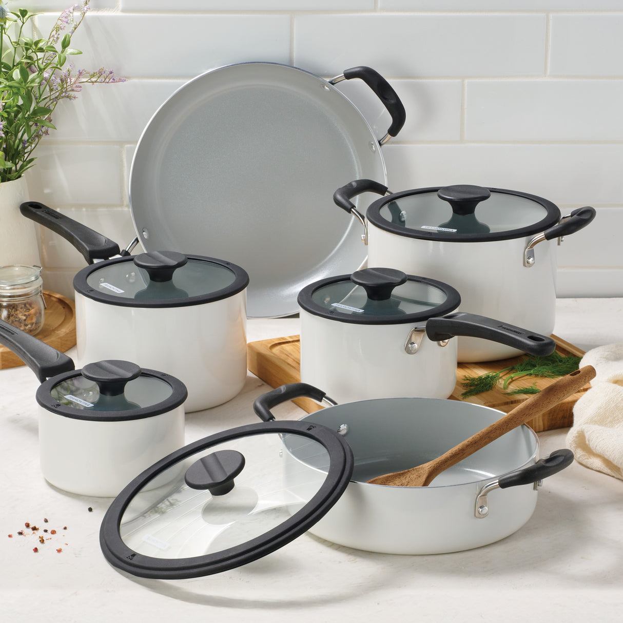 Nesting 11 Piece Ceramic Nonstick Cookware Set