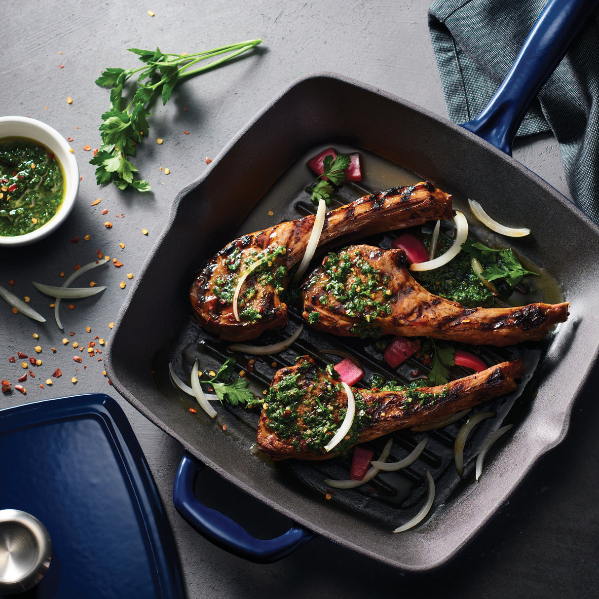 Bestow 11 Inch Enameled Cast-Iron Grill Pan with Press