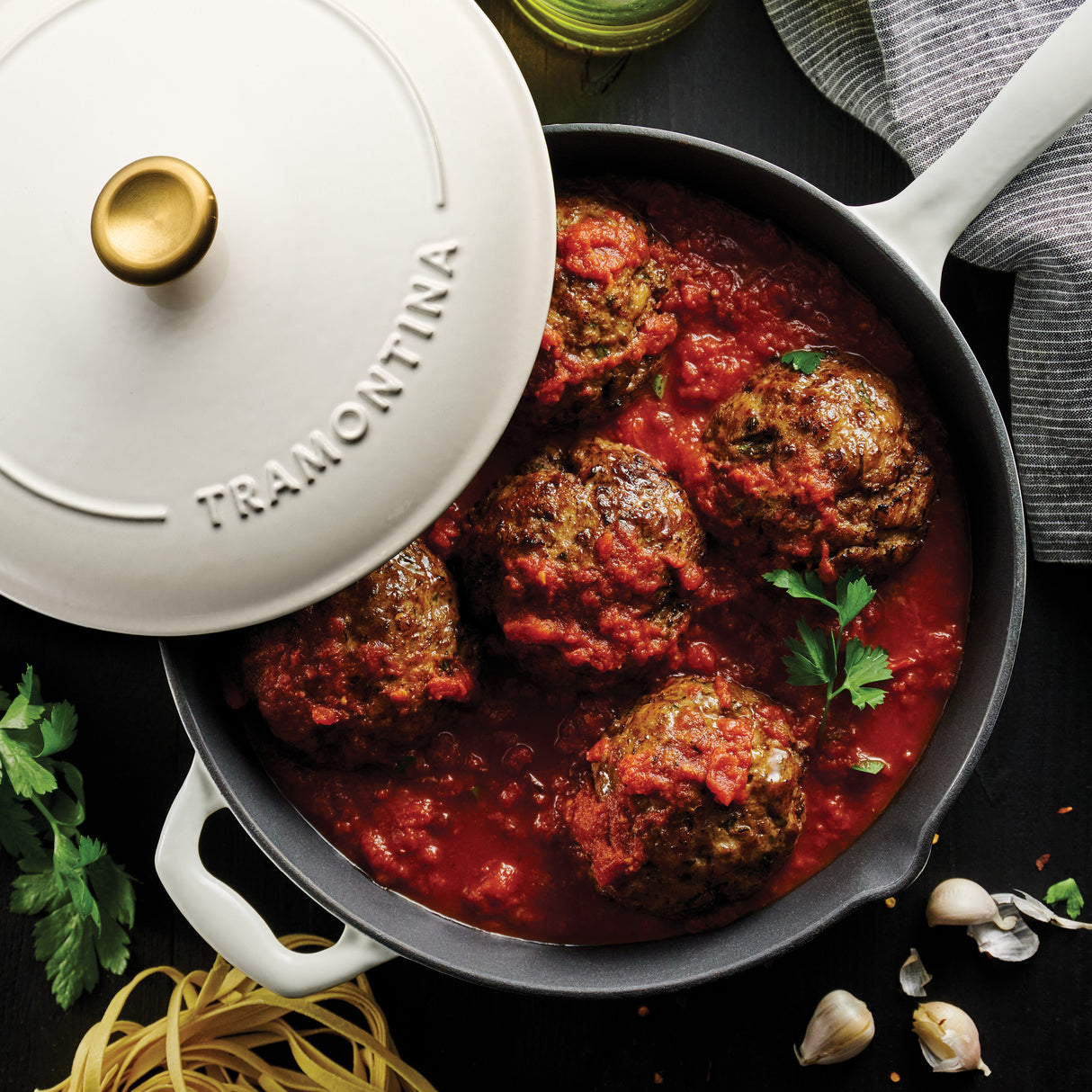 Bestow 12 Inch Enameled Cast-Iron Covered Skillet