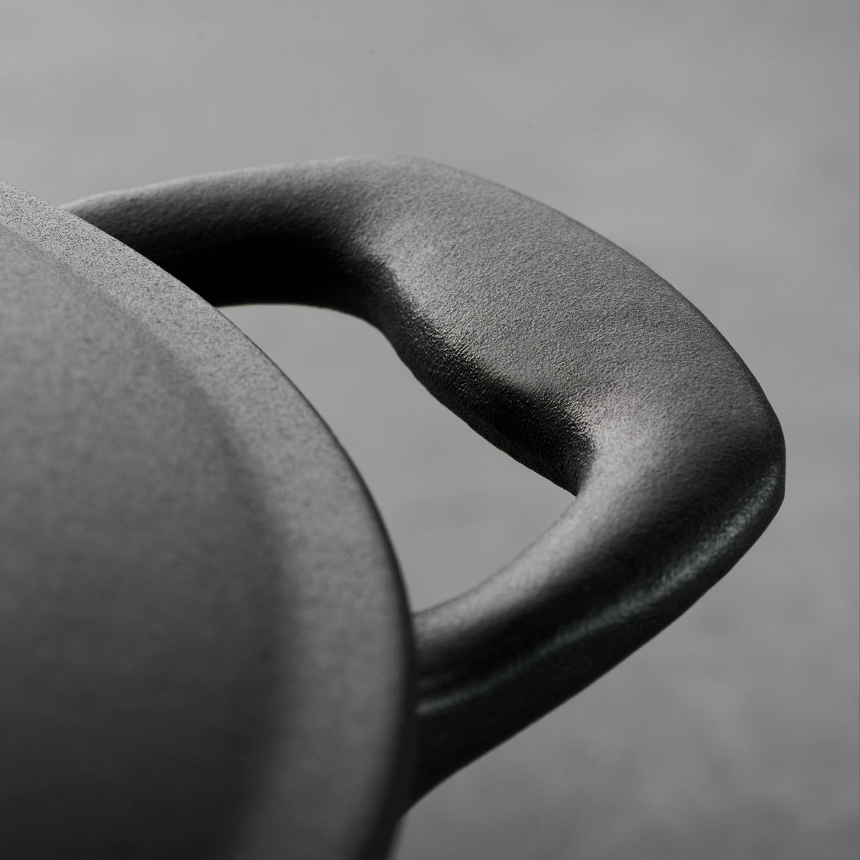 Bestow 5.5 Quart Enameled Cast Iron Covered Round Dutch Oven