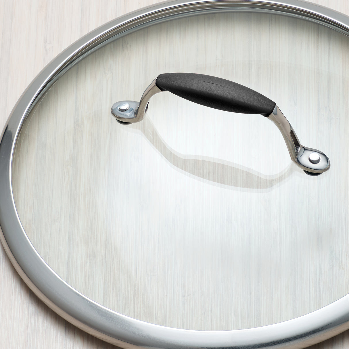 11 in Ceramic Covered Deep Skillet - Black