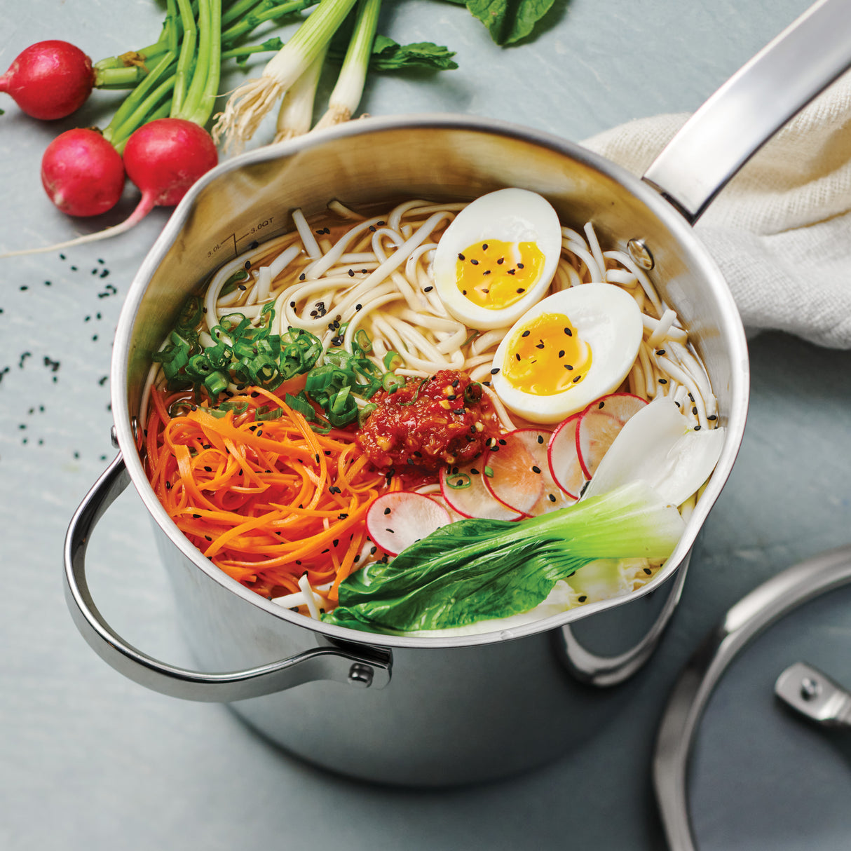 Tempo Tri-Ply Base Stainless Steel Covered Saucepan