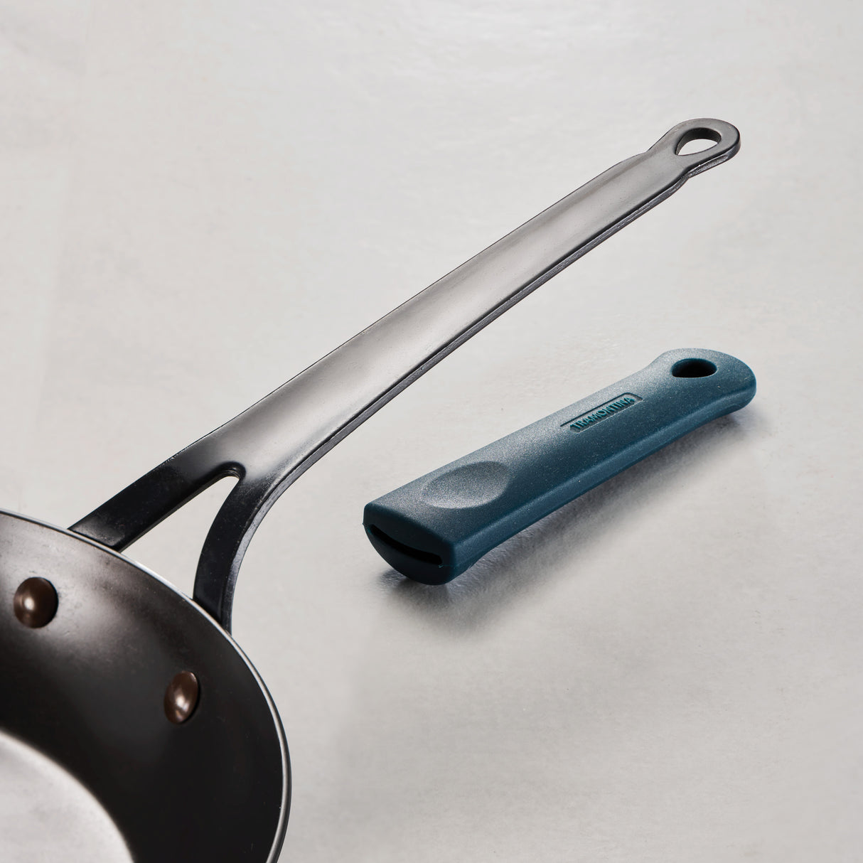 Poêle à frire de 12 po - Acier au carbone - 2,25 mm - Poignée en silicone - Gourmet