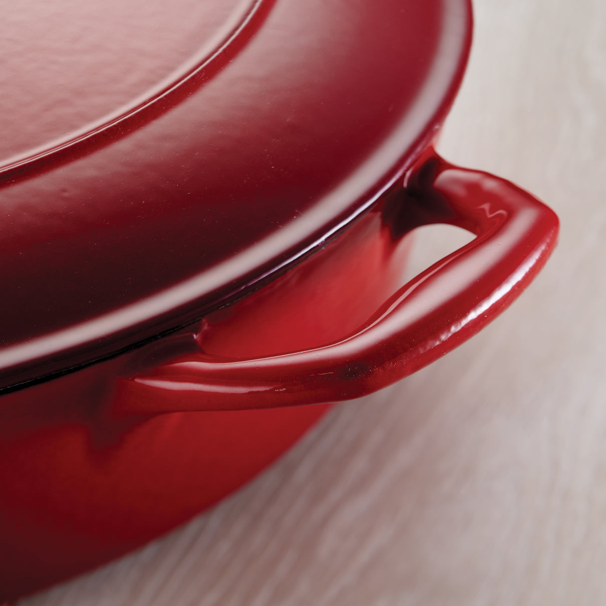 Bestow 5.5 Quart Enameled Cast Iron Covered Round Dutch Oven - Gradated Red