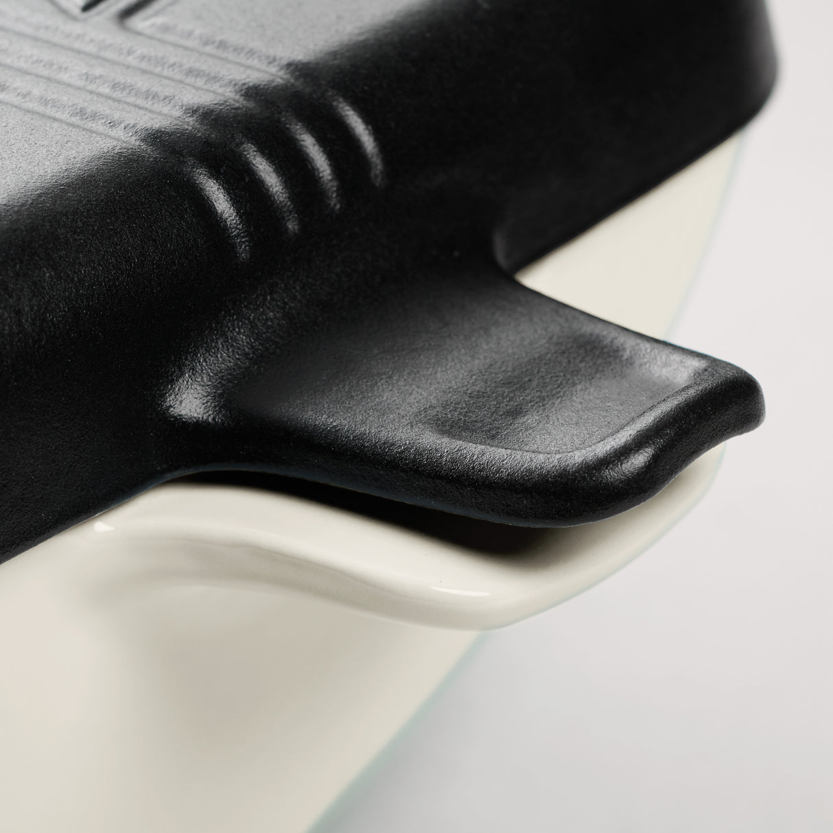 Cultura 6.5 Quart Enameled Cast Iron Multi-Cooker with Reversible Lid