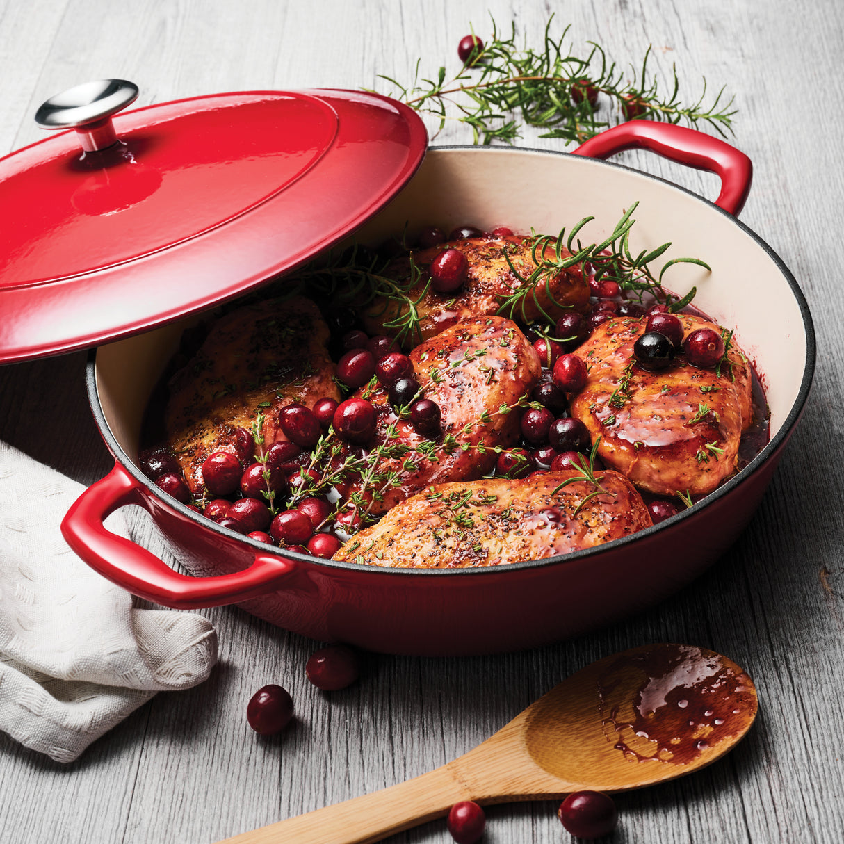 Bestow 4 Quart Enameled Cast-Iron Covered Braiser