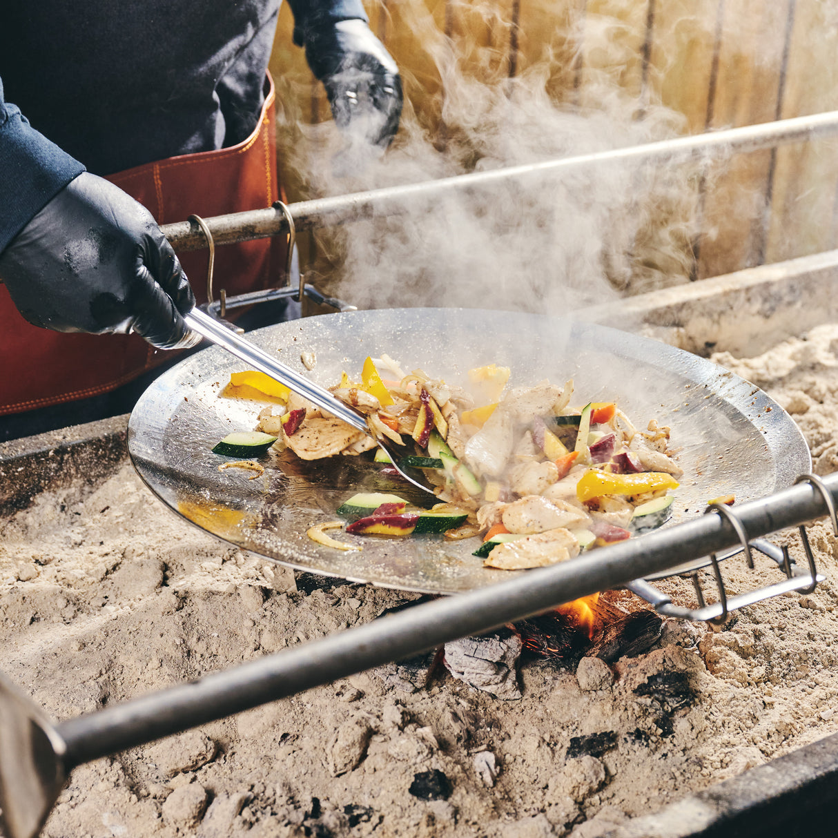 17.25 In Griddle Pan - Round - Tpc