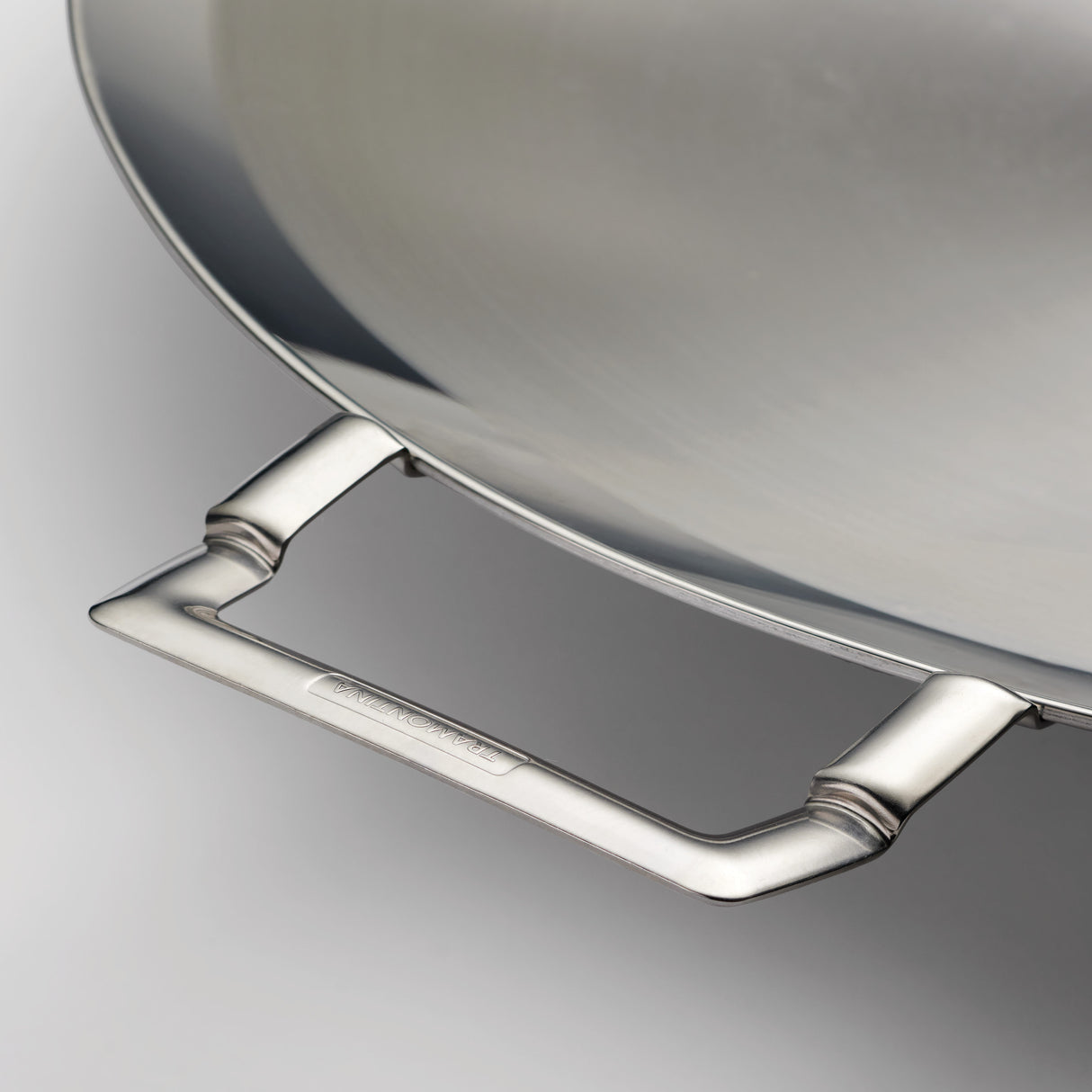 17.25 In Griddle Pan - Round - Tpc
