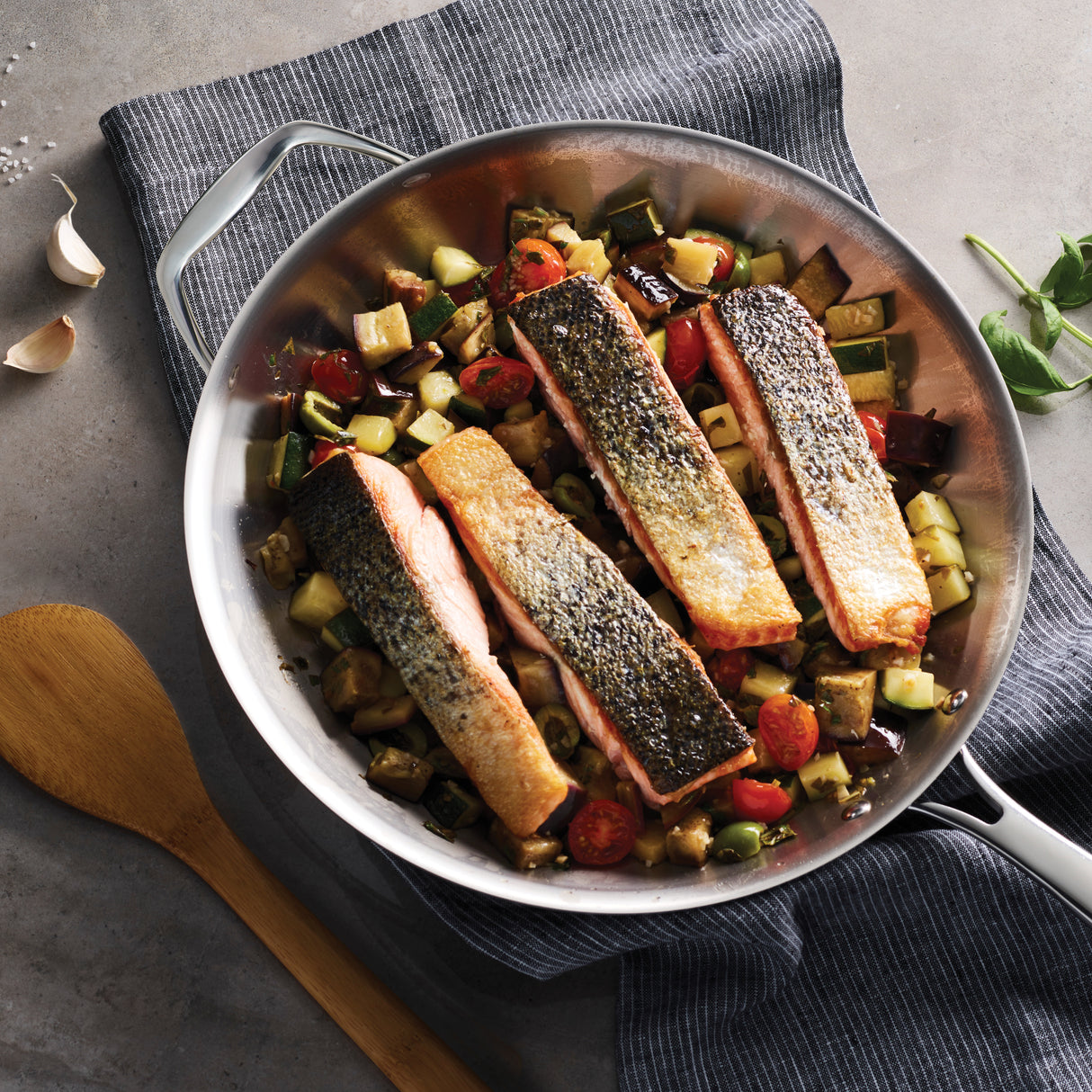 12 Inch Tri-Ply Clad Stainless Steel Fry Pan with Helper Handle