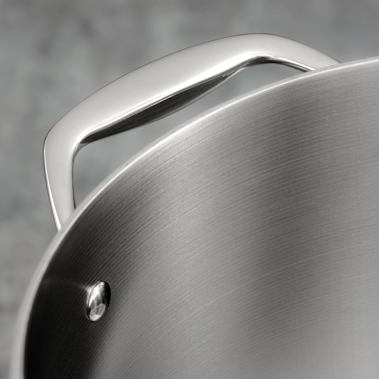 Signature 8 Quart Tri-Ply Clad Stainless Steel Covered Stock Pot